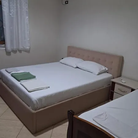Vrrini Hostel